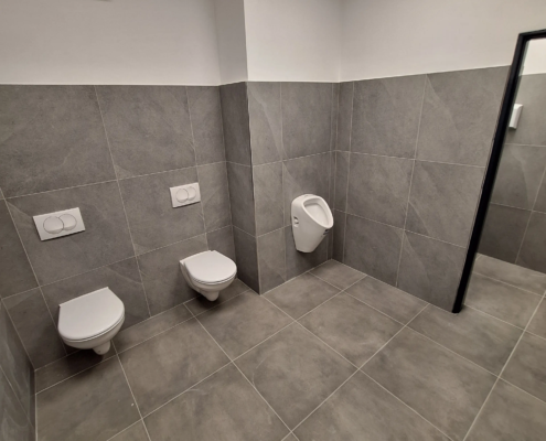 Rekonštrukcia pánskych WC - Žilina